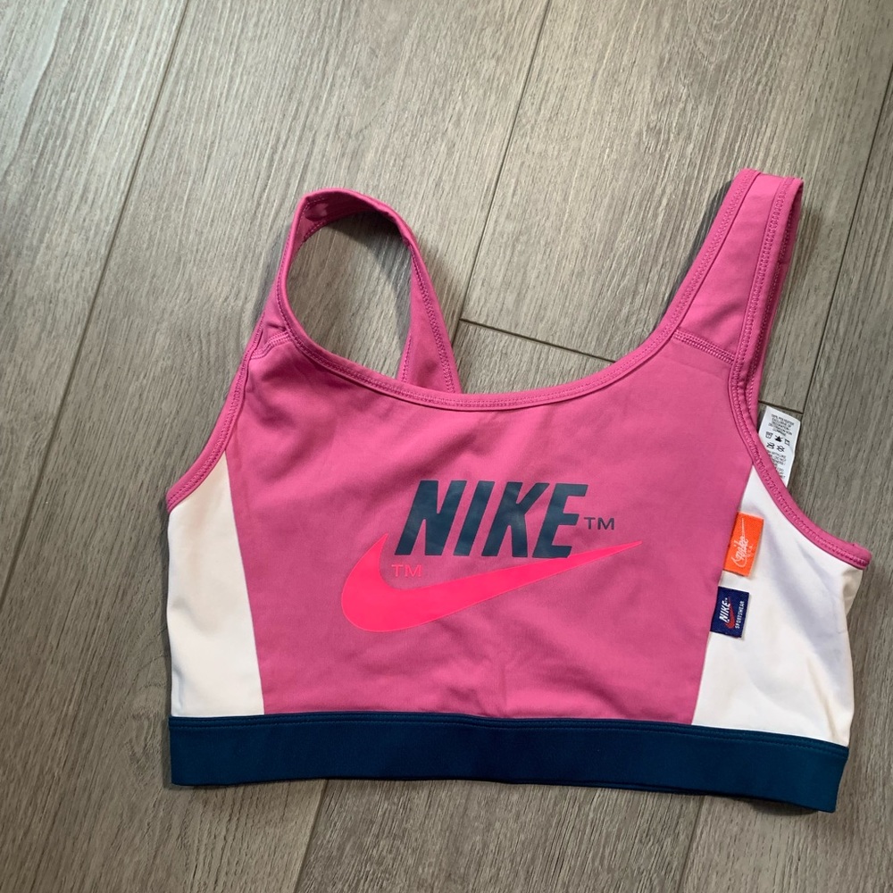 Nike sports bra